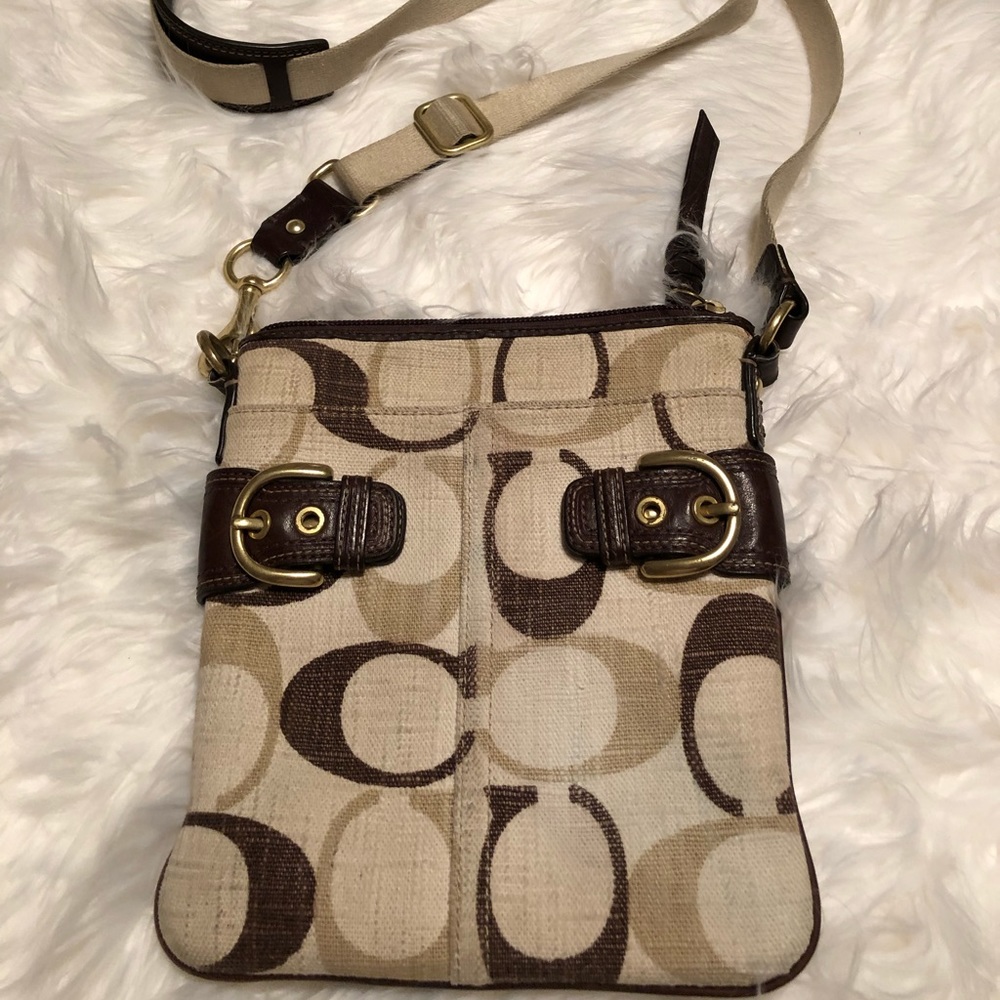 Coach crossover purse